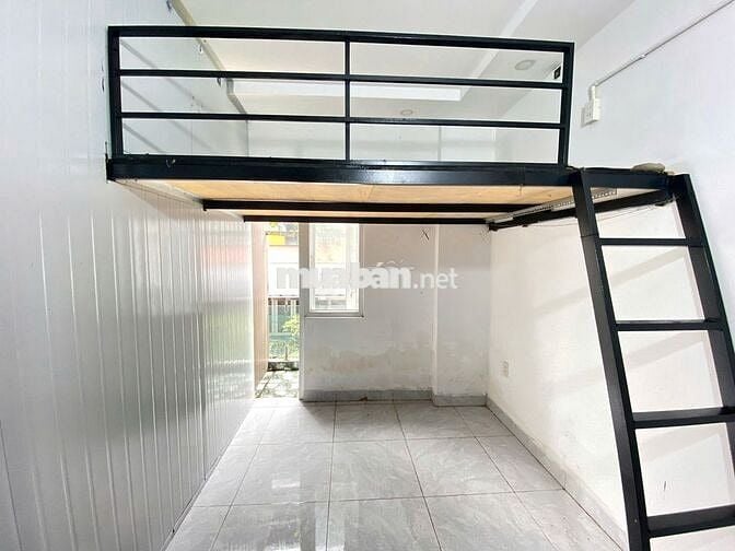 PHÒNG TRỌ CÓ BAN CÔNG GÁC ĐƯỜNG PHẠM NGŨ LÃO