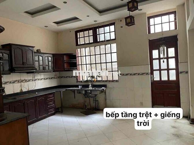 CĂN HỘ DỊCH 4 TẦNG ĐƯỜNG THÔNG GẦN CHỢ SÁT MẶT TIỀN TRẦN VĂN MƯỜI