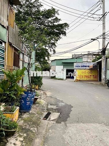 BÁN NHÀ HẺM XE HƠI LÊ VĂN KHƯƠNG 4x10m2 , GẦN HÃNG BIA TIGER