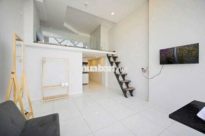 Duplex rộng 40m2. Gần đh UFM, kcx quận 7. Chỉ 1p sang quận 4.