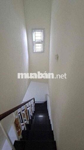Nhà 2 tầng 40m2 đất ấp 5 đông thạnh hóc môn chỉ 1,5 tỷ đồng