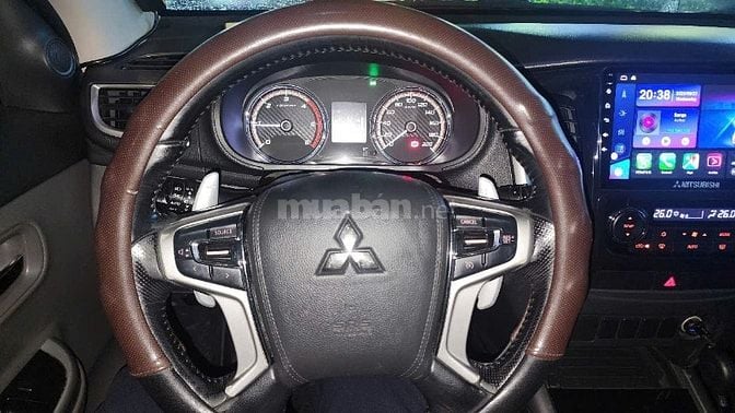 Khách ký gửi tìm chủ mới cho xe Mitsubishi tái pickup cabin kép