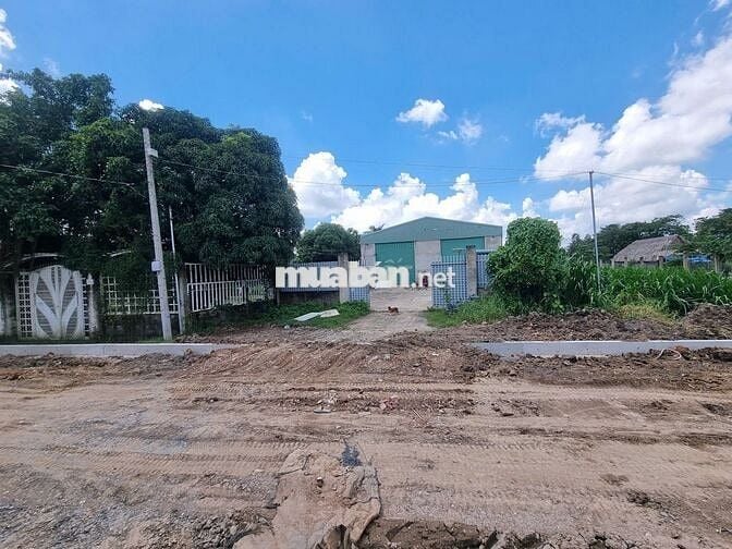 Mặt tiền sông Sài Gòn, 865m2 có 300m2 thổ cư sát KDL Cánh Đồng Hoa