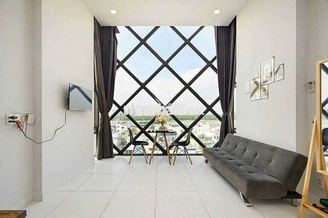 Duplex rộng 40m2. Gần đh UFM, kcx quận 7. Chỉ 1p sang quận 4.