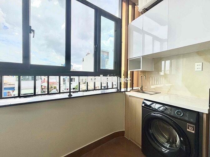 Căn hộ Full nội thất 1PN tách bếp cửa sổ lớn ngay chợ bà chiểu gần Q1