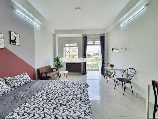 STUDIO BAN CÔNG, FULL NỘI THẤT, NUÔI PET, NHÀ MỚI GẦN NHÀ GA TÂN CẢNG