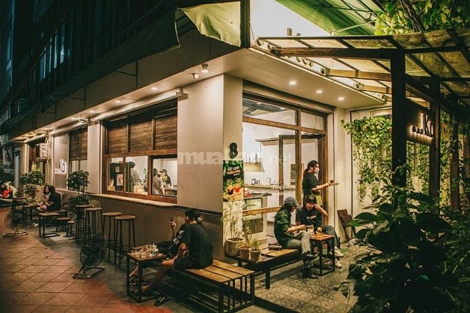 MÌNH NHƯỢNG LẠI QUÁN CAFE LÔ GÓC MẶT TIỀN 15M KHU HUỲNH THÚC KHÁNG