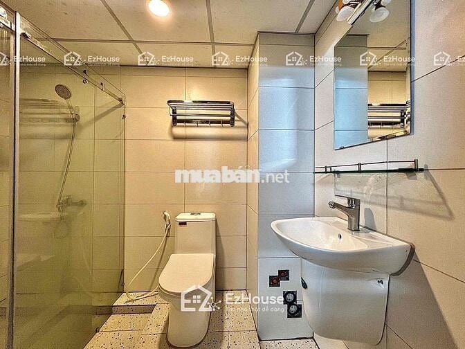 Căn Hộ Ban Công,Nhà thang máy Bình Thạnh gần Ngã Tư Hàng Xanh,giáp Q1