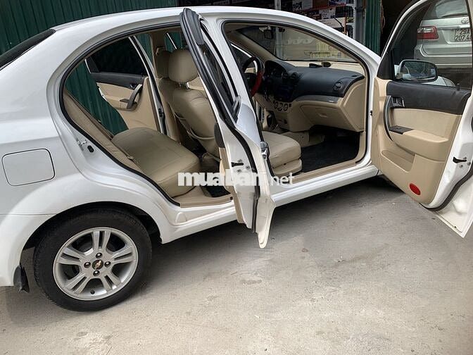 Chevrolet Aveo 2017 LTZ 1.4 AT - 80000 km
