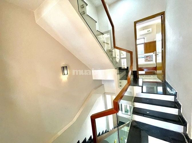 💥CHỈ 4.25 TỶ SỞ HỮU NHÀ 4 TẦNG SẴN DÒNG TIỀN 145 Tr/năm