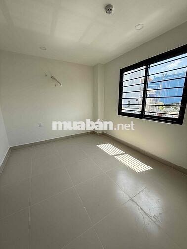 STUDIO FULL NỘI THẤT MỚI NHÀ MỚI XÂY 100% -NGAY VÒNG XOAY LÊ ĐẠI HÀNH