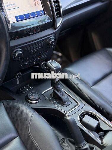 Ford Everest Titanium 4x4 2022 1 Chủ Full BD Hãng