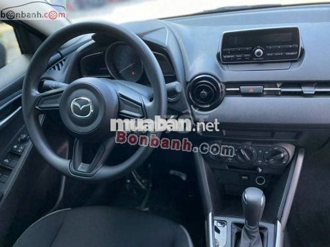 Mazda 2 1.5 AT 2025