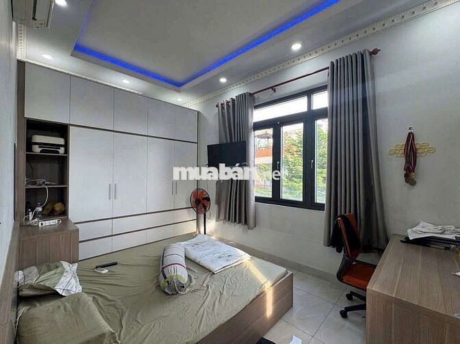 Cho thuê nhà căn góc gần ủy ban Phú Mỹ