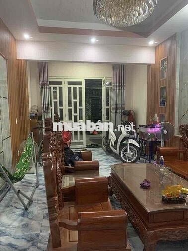 Nhà đẹp phong thuỷ giá siêu tốt nhỉnh 5 tỷ - Nhà Bè