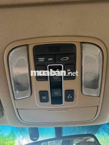 Kia Sedona 2017 - 100000 km