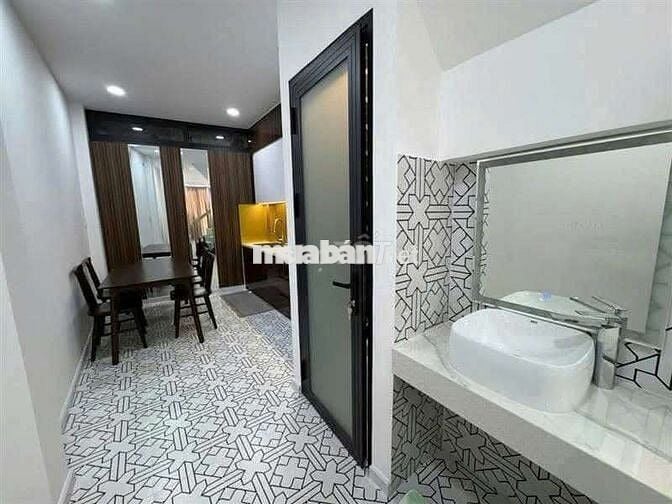 Hiếm ! Xe hơi đỗ cửa ! Ngay khu nhà giàu Đặng Văn Ngữ, 3.4m x 10m
