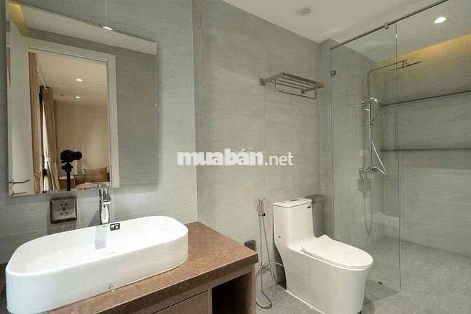 SIÊU PHẨM 1 PN TÁCH BẾP FULL NỘI THẤT SIÊU SANG NGAY LUỸ BÁN BÍCH