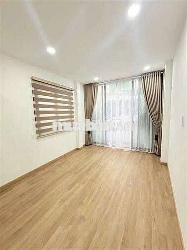 Hiếm ! Xe hơi đỗ cửa ! Ngay khu nhà giàu Đặng Văn Ngữ, 3.4m x 10m
