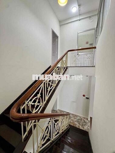 Cho thuê nhà Hẻm Xe Hơi Trệt 2 Lầu 5x28 Cư Xá Lữ Gia , Quận 11