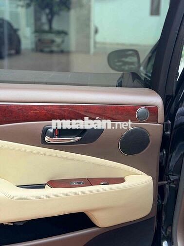 Lexus LS460 2009