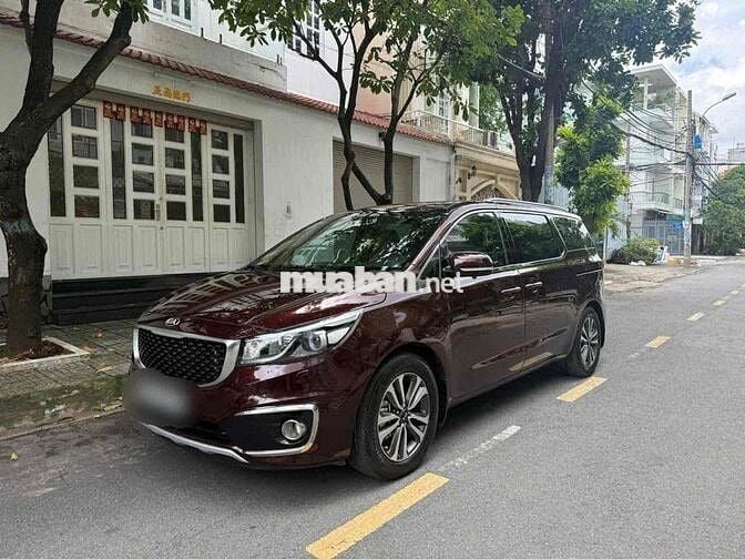 Kia Sedona 2017 - 100000 km