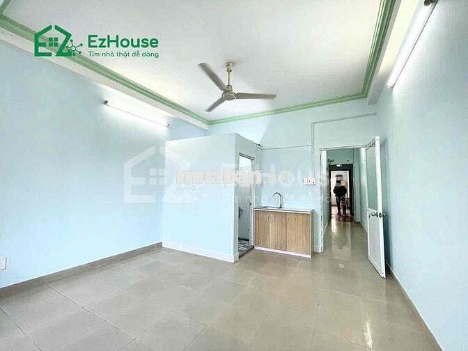 Gần trường HUIT và Cửa sổ trời siêu thoáng