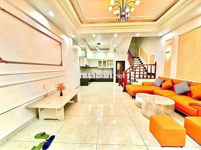 Bán nhà Mỹ Đình - gần bến xe - Full nội thất - 40m - 9.5 tỷ Bán nhà Mỹ Đình - gần bến xe - Full nội thất - 40m - 9.5 tỷ