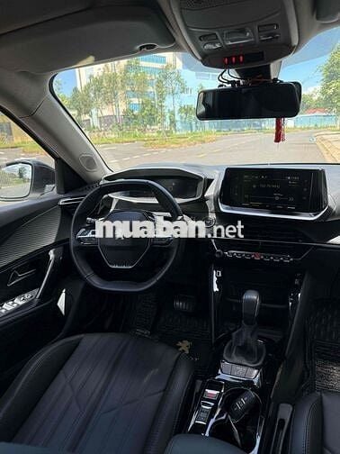 Peugeot 2008 2021 GT Line 1.2 AT - 51000 km