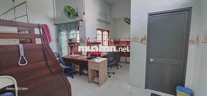 Bán Nhà Diện Tích Lớn 100m2 (5x20) trệt, lầu 3PN 2wc Sổ hồng riêng