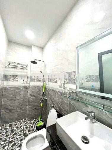 Cần cho thuê nhà 31/6A Hoàng Hoa Thám P.13 Q.Tân Bình