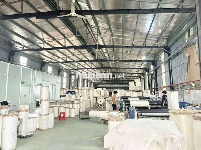CHO  THUÊ  KHO  XƯỞNG ( 1.300m2) XÃ  TÂN THỚI SƠN.   HÓC MÔN