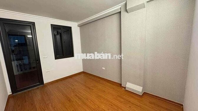 7,5 TỶ-NHÀ NGÕ 79 CẦU GIẤY-28M-5 TẦNG-CÁCH Ô TÔ 1OM-NGÕ BA GÁC .
