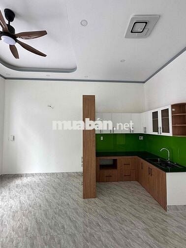 400Tr có nhà trệt mới đẹp sát QL13 tiện ích đầy đủ