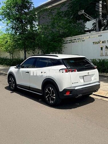 Peugeot 2008 2021 GT Line 1.2 AT - 51000 km