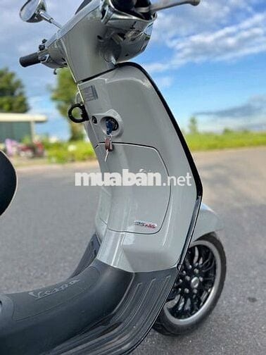 Bán xe Vespa mới đẹp zin