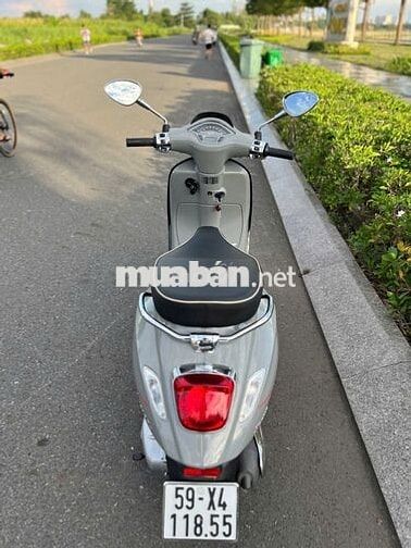 Bán xe Vespa mới đẹp zin