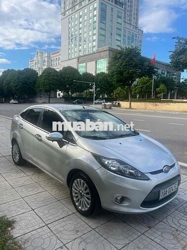 Ford Fiesta 2012 1.6 AT Sedan - 156700 km
