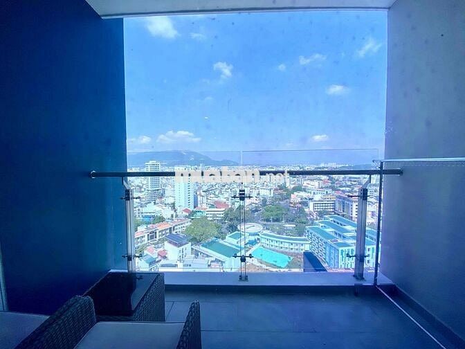 Căn hộ studio view phố Toà nhà Tui Blue Nha Trang