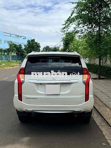 Mitsubishi Pajero Sport 2019 số sàn máy dầu 1 chủ