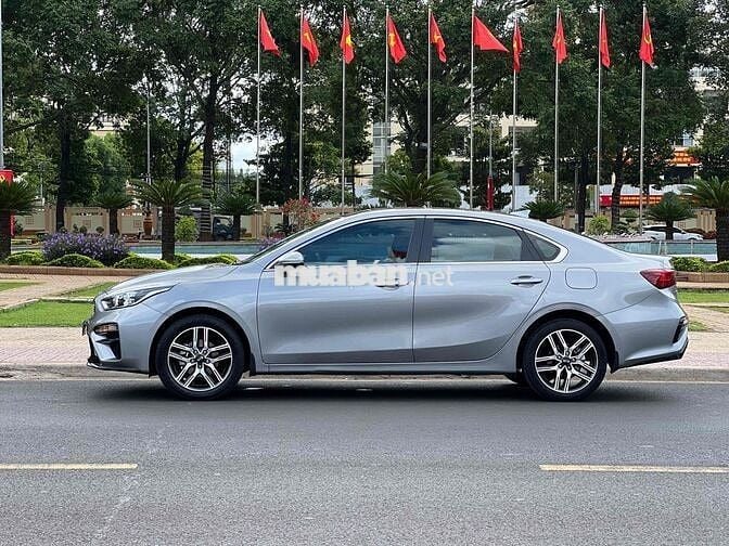 Kia Cerato 2019 1.6 AT Luxury - 85000 km