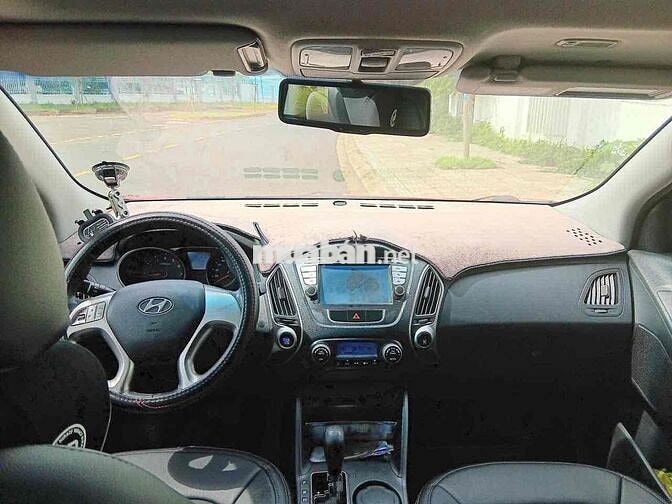 Hyundai Tucson 2010 -AT   2.0 ,2 cầu 122000 km