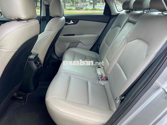 Kia Cerato 2019 1.6 AT Luxury - 85000 km