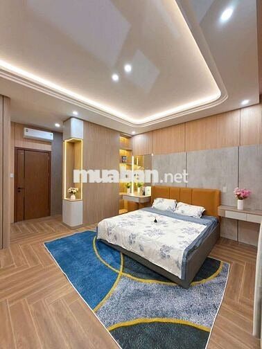 NHÀ 2 LẦU CAO CẤP - KDC HỒNG LOAN