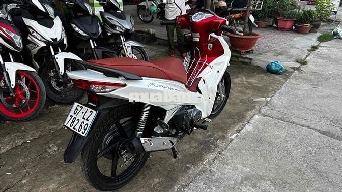 Future fi 2022 trắng đỏ ( hỗ trợ góp )