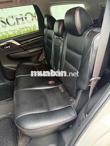 Mitsubishi Pajero Sport 2019 số sàn máy dầu 1 chủ