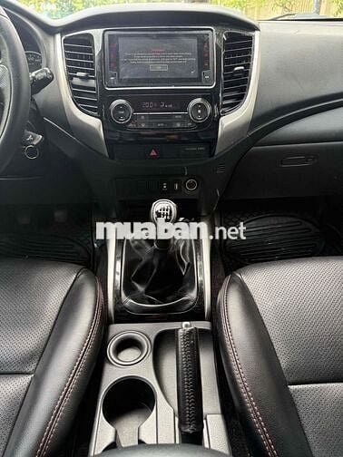 Mitsubishi Pajero Sport 2019 số sàn máy dầu 1 chủ