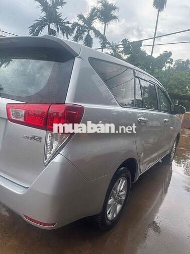 Toyota Innova 2019 2.0E