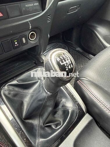 Mitsubishi Pajero Sport 2019 số sàn máy dầu 1 chủ