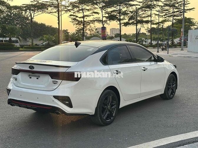 Kia Cerato 2019 2.0 AT Premium - 63000 km